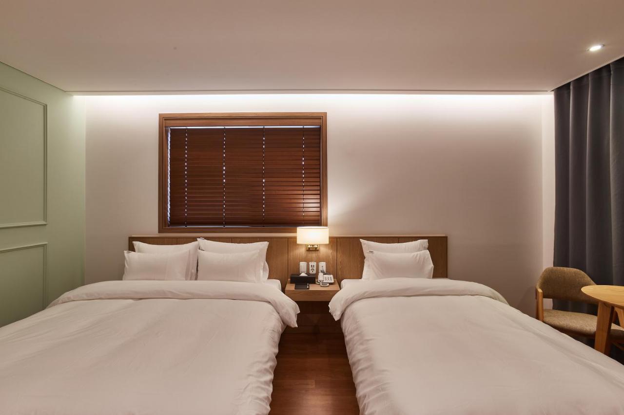 Hotel The Maru Пхьончхан Екстер'єр фото
