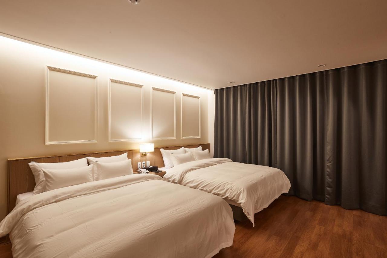 Hotel The Maru Пхьончхан Екстер'єр фото